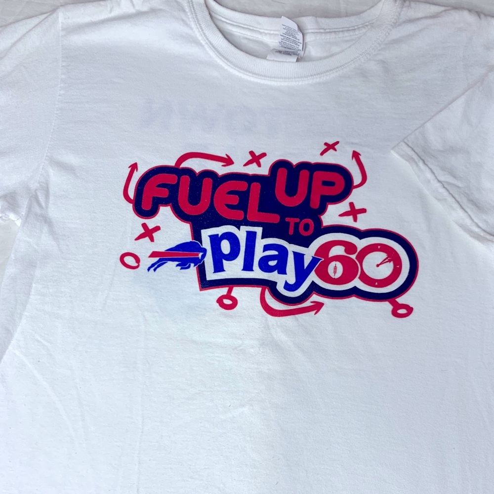 Buffalo Bills Hometown Huddle white tee size Small